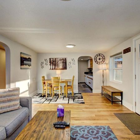 Little Blue Bungalow On Boise'S Bench, Pet Friendly, Fully Fenced Yard With Doggie Door! 2 Miles From Bsu, 5 Minutes From Downtown Boise, Desk And Workstation For Remote Workers, 2 Tv'S Large Walk-In Closet, Good For Mid-Term Stays Kültér fotó