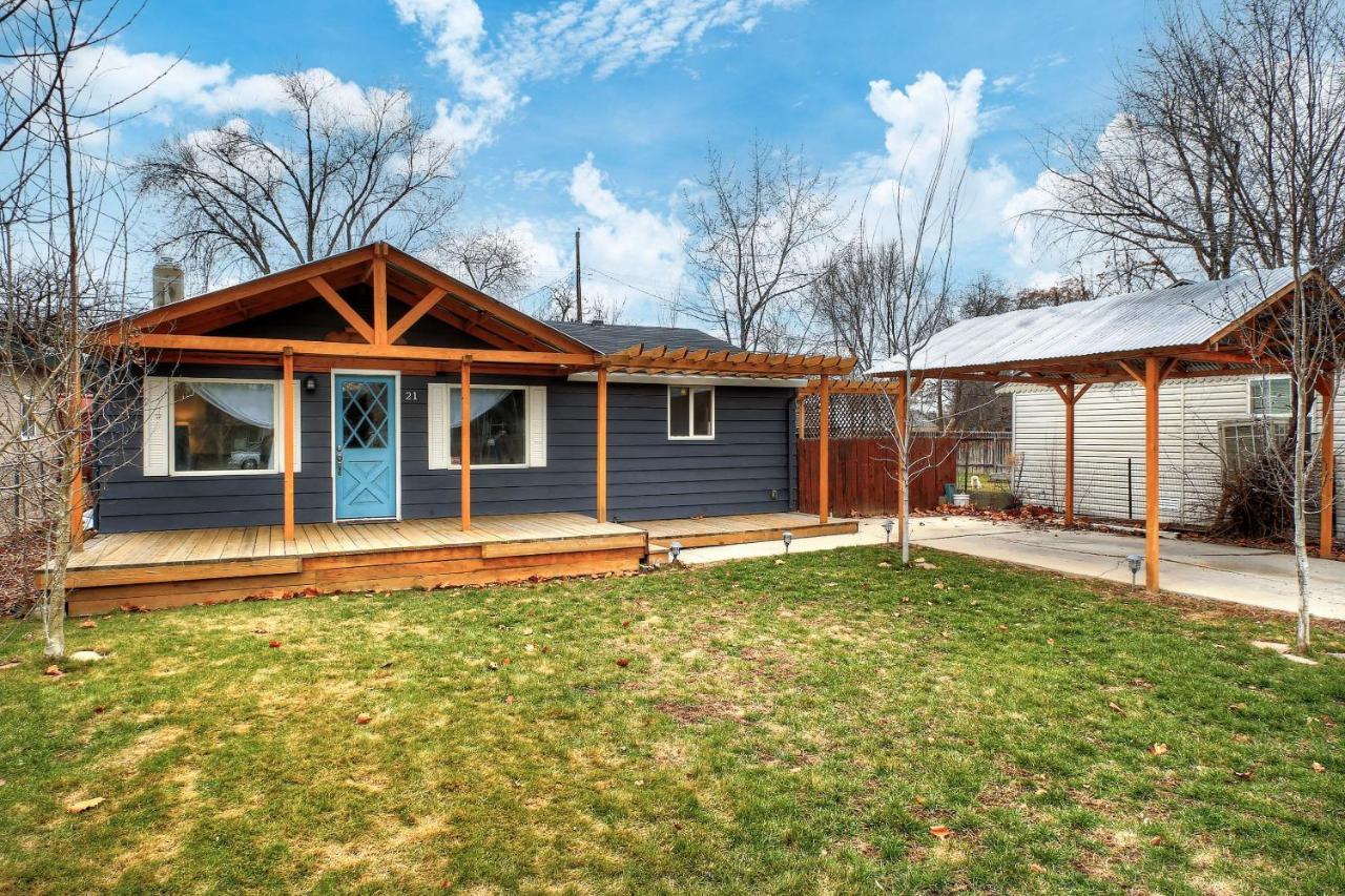 Little Blue Bungalow On Boise'S Bench, Pet Friendly, Fully Fenced Yard With Doggie Door! 2 Miles From Bsu, 5 Minutes From Downtown Boise, Desk And Workstation For Remote Workers, 2 Tv'S Large Walk-In Closet, Good For Mid-Term Stays Kültér fotó