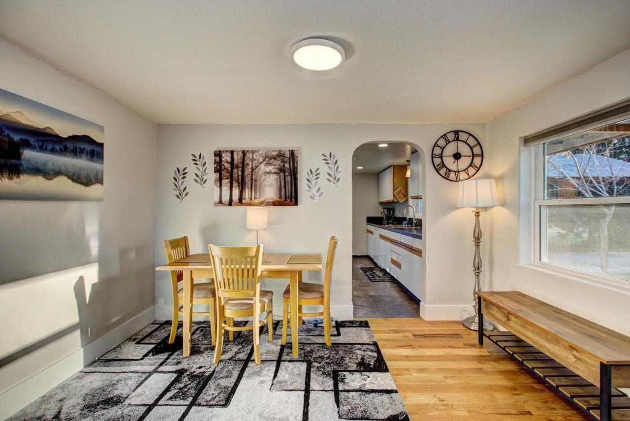 Little Blue Bungalow On Boise'S Bench, Pet Friendly, Fully Fenced Yard With Doggie Door! 2 Miles From Bsu, 5 Minutes From Downtown Boise, Desk And Workstation For Remote Workers, 2 Tv'S Large Walk-In Closet, Good For Mid-Term Stays Kültér fotó