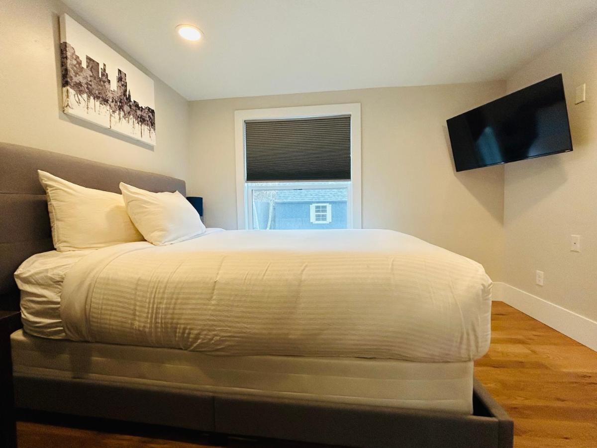 Little Blue Bungalow On Boise'S Bench, Pet Friendly, Fully Fenced Yard With Doggie Door! 2 Miles From Bsu, 5 Minutes From Downtown Boise, Desk And Workstation For Remote Workers, 2 Tv'S Large Walk-In Closet, Good For Mid-Term Stays Kültér fotó